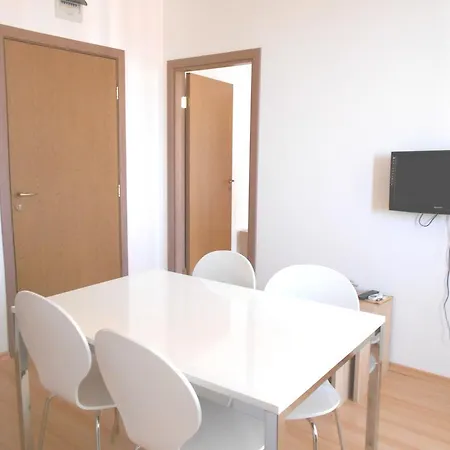 Sunny Day 6 - Menada Sluneční pobřeží