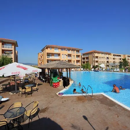 Sunny Day 6 - Menada ساني بيتش